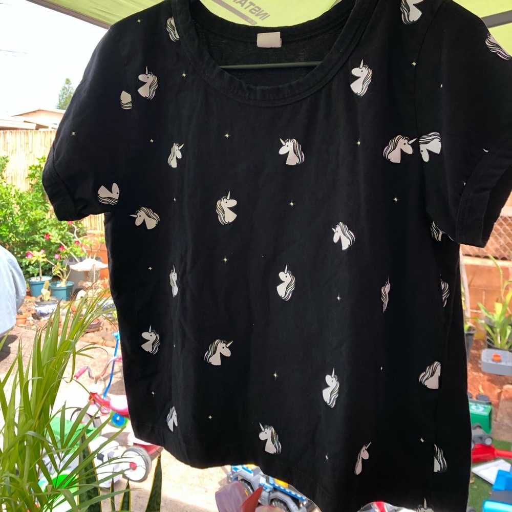 Black Unicorn print Shirt